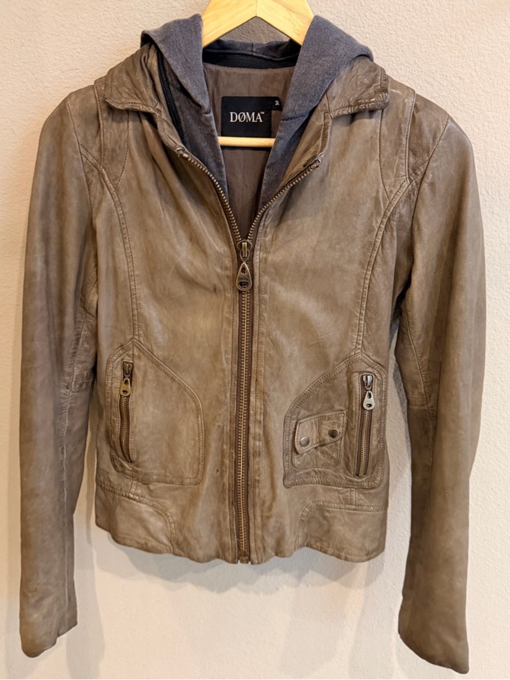DOMA Leather Moto Jacket Taupe Brown Removable Hood Distressed Moto M - Picture 2 of 9